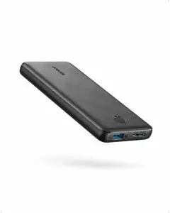 Batería externa de la marca Anker con 10k de mah.